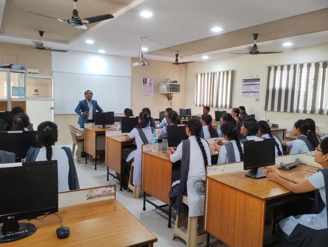 RLT College Of Science, Akola